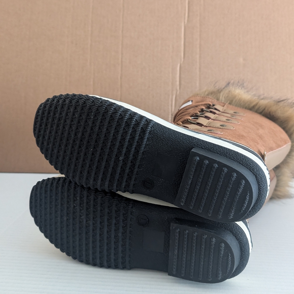 Project Cloud Lightweight Waterproof Ventura Memo… - image 2